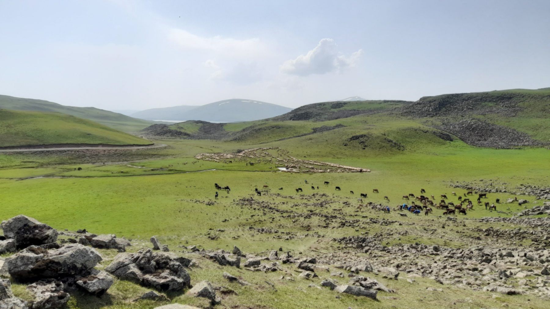 przestrzenie na dzikich przełęczach