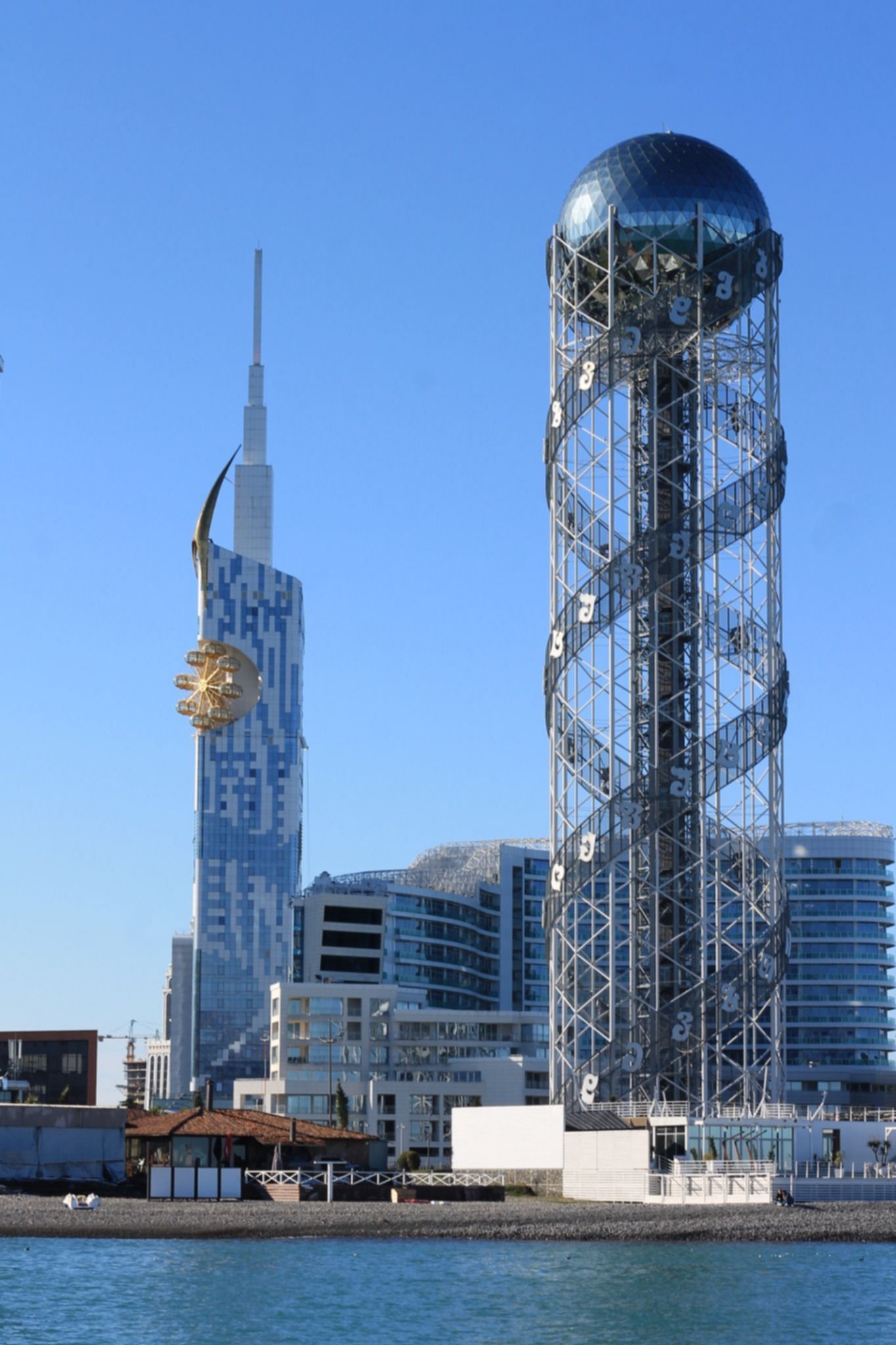 Batumi – połączenie nowoczesnej architektury i nadmorskiego klimatu