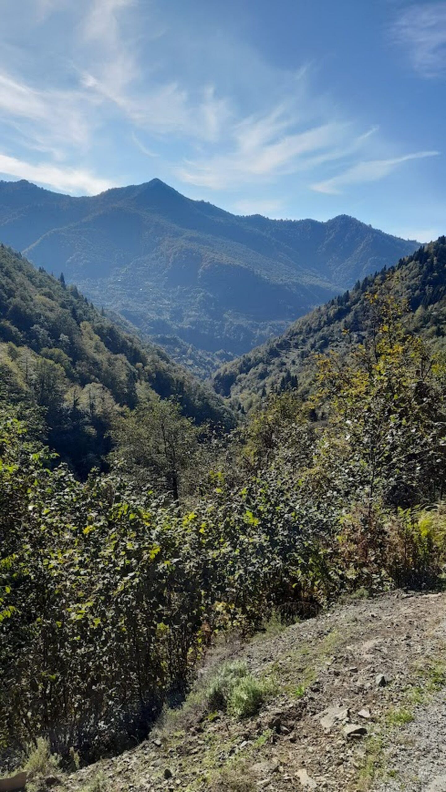 widok na park narodowy maczachela przy granicy z turcją
