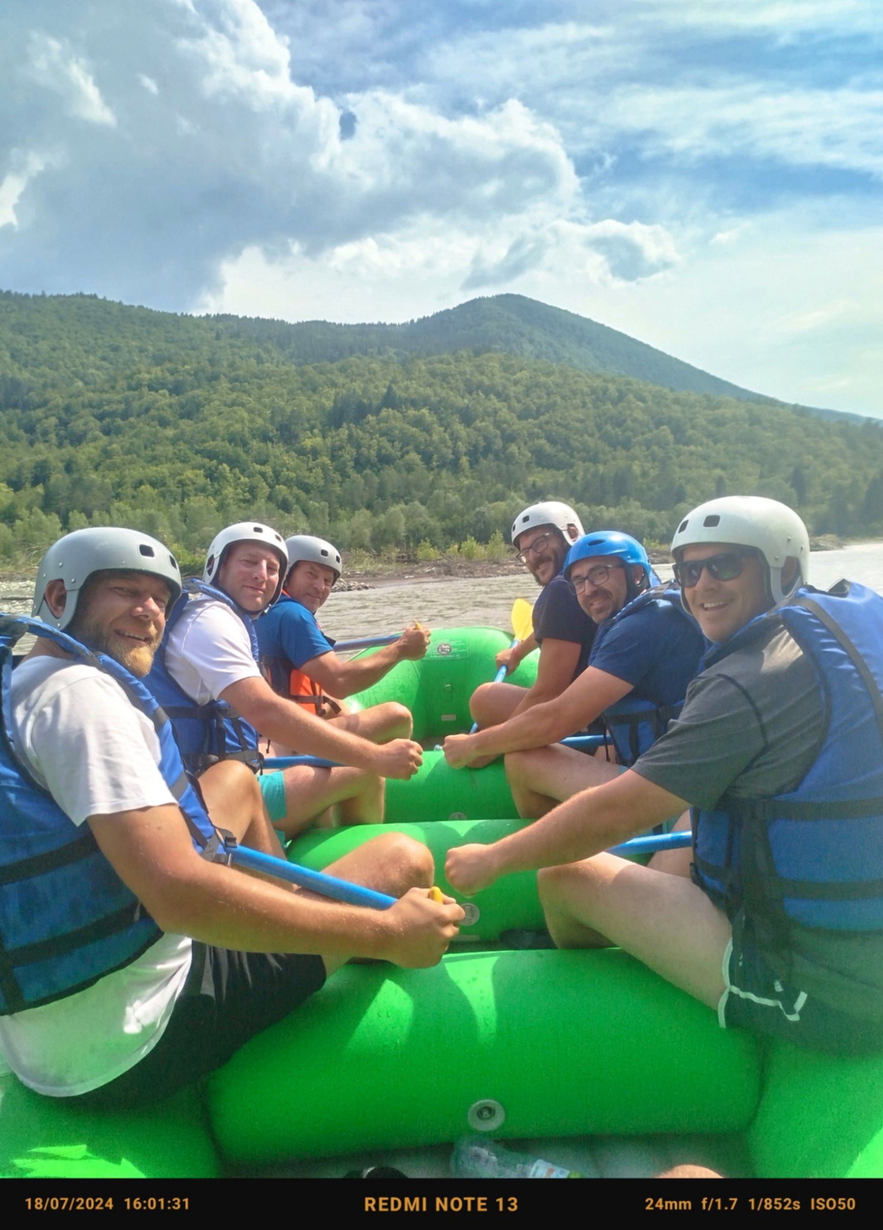 rafting na rzecze rioni